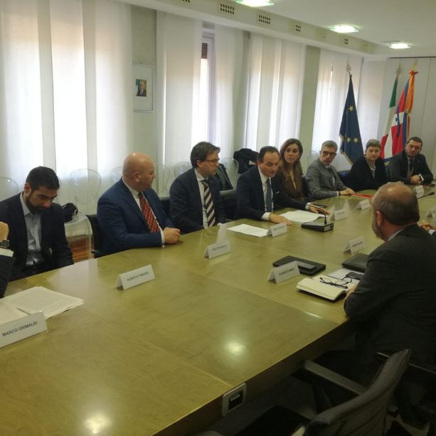 FCA, vertice con la Regione. Cirio: &quot;Confermato il Piano: piena occupazione dal 2022, 2 miliardi su Mirafiori e Grugliasco e tre centri direzionali tra Torino, Usa e Francia&quot;