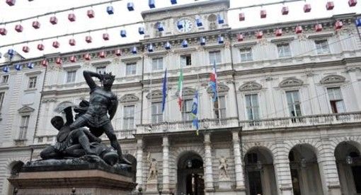 Il Coronavirus si abbatte sui conti del Comune di Torino: &quot;Tra Tari e Cosap, mancate entrate per milioni di euro&quot;