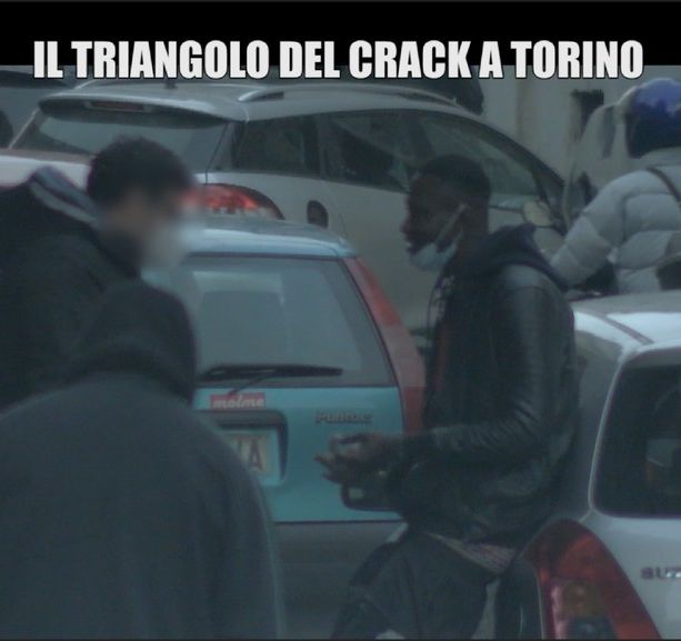 Spaccio crack a San Salvario: &quot;Più operatori in strada in aiuto ai tossici&quot;