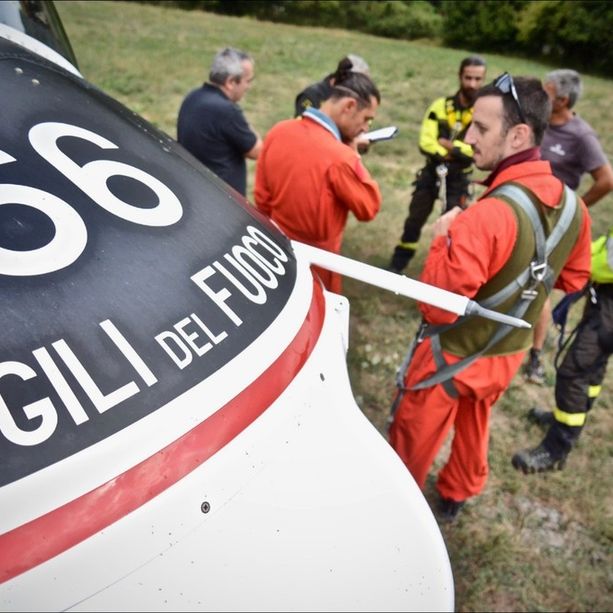 Pinasca: uomo in cerca di funghi recuperato dai Vigili del fuoco