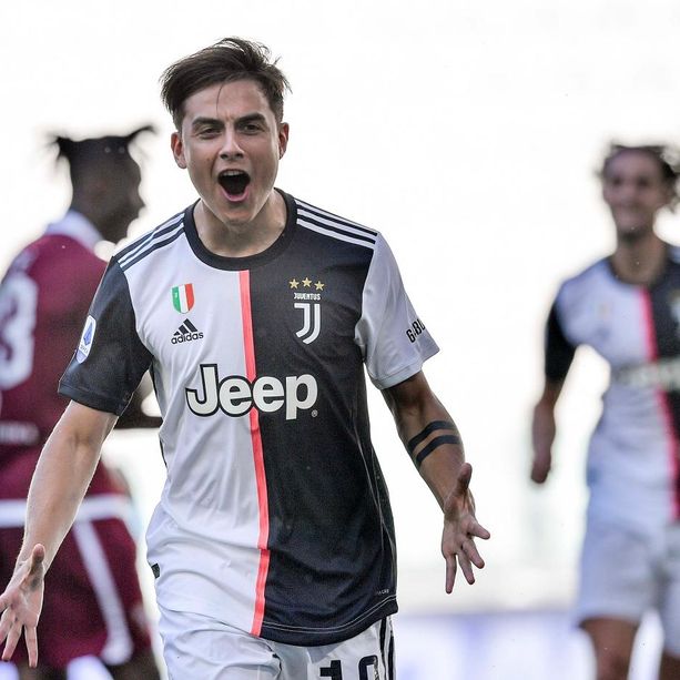 Festa in villa e norme anti-Covid violate: multe per Dybala, McKennie e Arthur