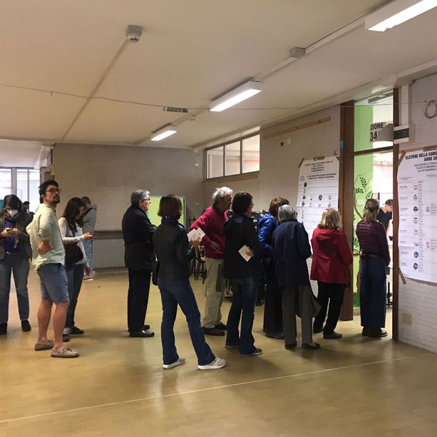 Politiche 2022, affluenza in salita: alle 12 i torinesi che sono andati a votare sono stati il 17,53%