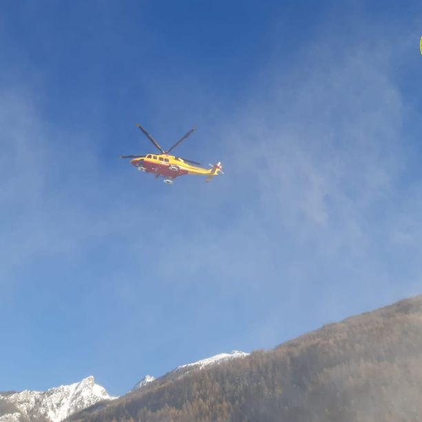 Soccorso alpino, un 2022 da record per gli eroi in quota: 1.310 missioni e 1.596 persone aiutate. I morti scendono a 75