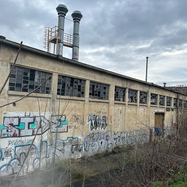 Ex area industriale di corso Dante: tra degrado e incuria, gli edifici vuoti ancora in attesa di una rinascita