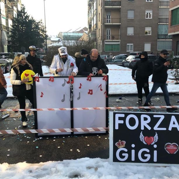 La festa dopo il sorriso più bello: Mirafiori si è ritrovata anche quest'anno per fare gli auguri a Gigi d'Agostino