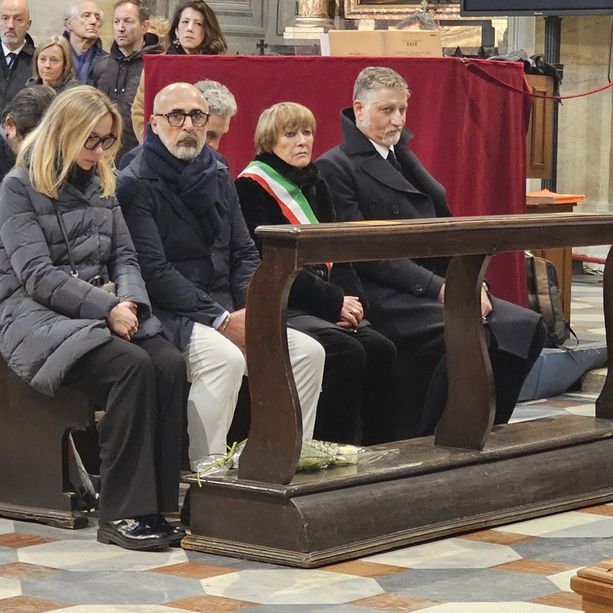 Torino saluta Luca Beatrice. Il ricordo dei figli: &quot;Twin Peaks e la Juve. Ci hai lasciato vuoto, ma tua eredità enorme&quot;