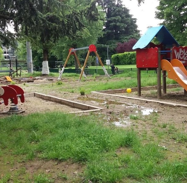 Grugliasco, i piccoli dovranno portare ancora pazienza: aree gioco chiuse fino al 14 giugno