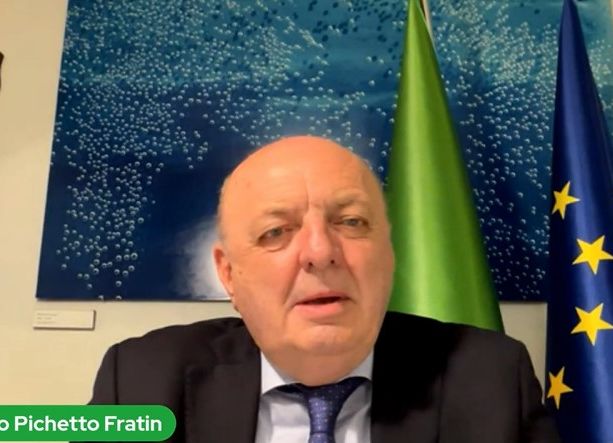L'ottimismo del ministro Pichetto: &quot;Nasceranno 15 mila comunità energetiche, saranno il futuro dell'Italia&quot; [VIDEOINTERVISTA]