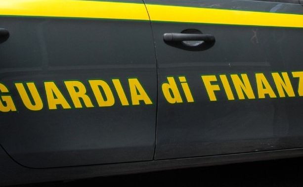 Emissioni inquinanti superiori a quelle previste dalla Ue: blitz della Gdf in alcune società del gruppo FCA