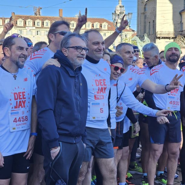 &quot;Tre, due, uno... si parte!&quot;: tutti in piazza Castello per la Deejay Ten 2024