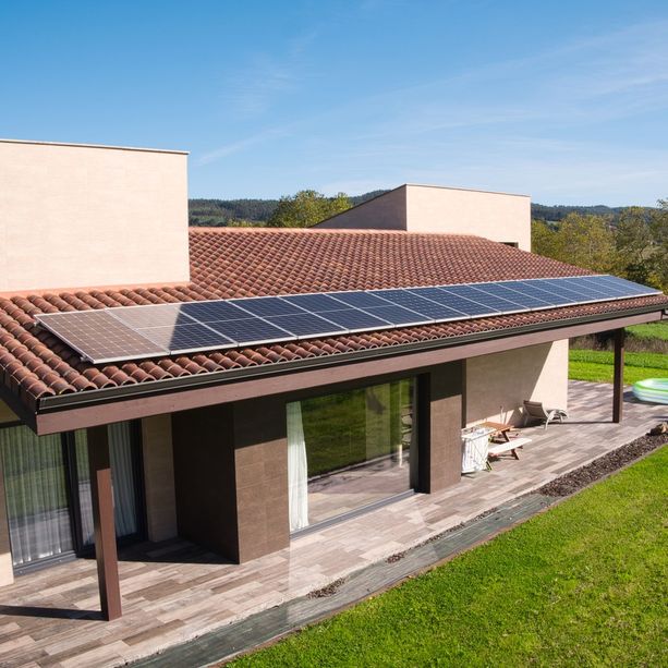 Energia, il Piemonte sorride: “Produzione di rinnovabili in crescita, 2020 l’anno con meno emissioni di anidride carbonica”