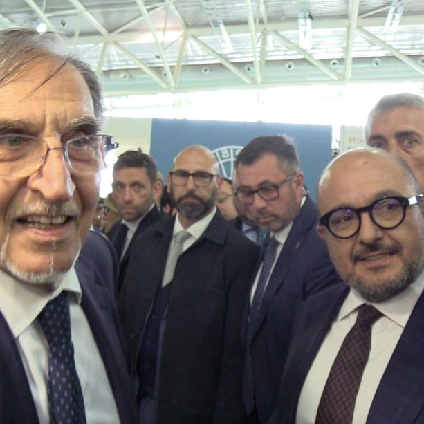 La Russa show al Salone del Libro: &quot;L'Italia ha diritto e dovere di promuovere la cultura. Champions? Vince il City&quot; [FOTO e VIDEO]