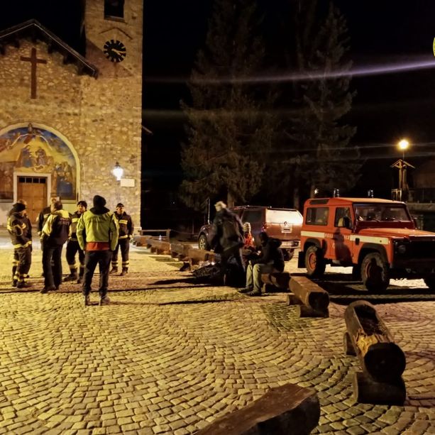 Migranti tentano di andare in Francia ma sono bloccati dal freddo, salvati dal Soccorso Alpino