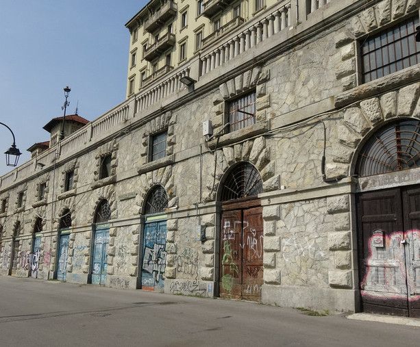 Movida, ma anche sport e attività culturali: il Comune mette a bando i Murazzi vuoti e il Perosino