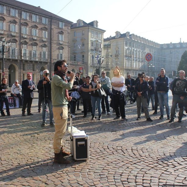 I No Green Pass sotto la Prefettura di Torino: &quot;Ora ci paghino le ore perse&quot;