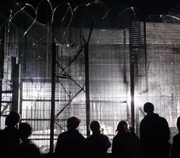 Torino-Lione, No Tav assaltano il cantiere a San Didero con lancio di petardi e fuochi d'artificio
