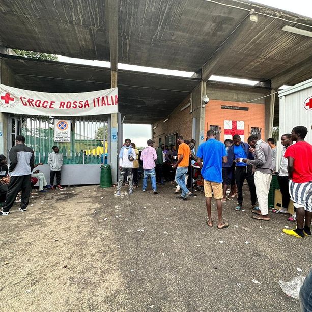 Via Traves attende nuovi migranti: domani l’arrivo di altre 40 persone