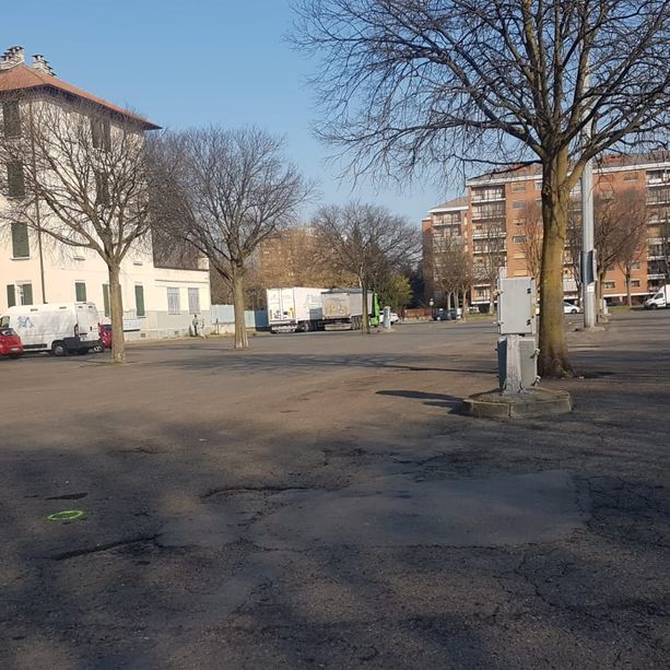Venaria, tornano i banchi del mercato: il mercoledì e il venerdì in piazza De Gasperi