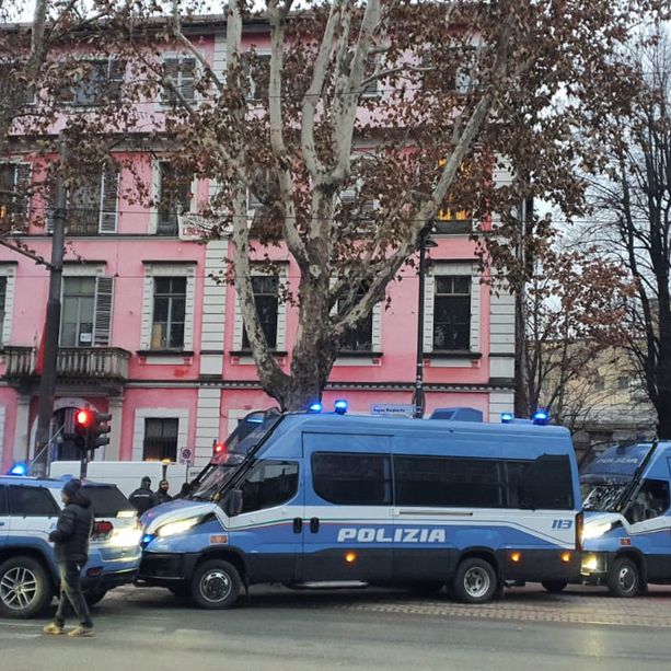 Askatasuna, il prefetto: &quot;Il Comune ha deciso da solo&quot;. I sindacati di polizia: &quot;Incontrare il sindaco? In Prefettura&quot;