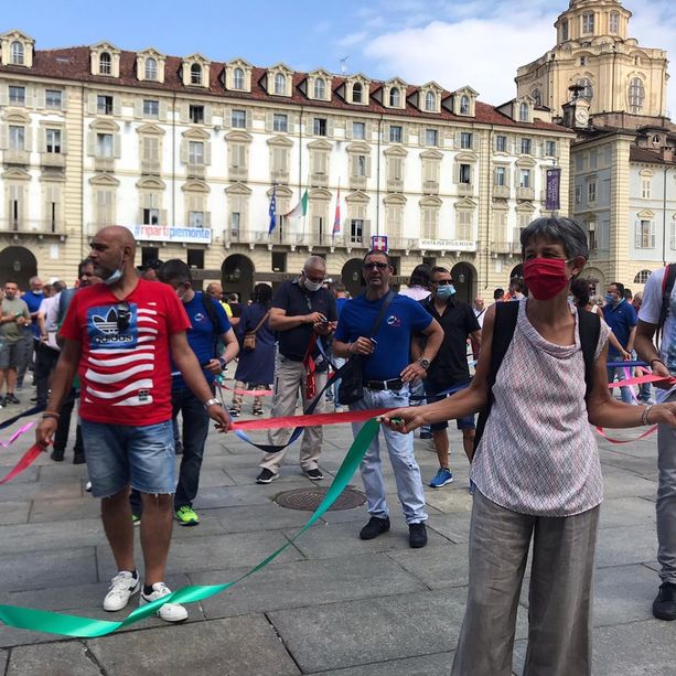 Vertenza Torino, i metalmeccanici tornano in piazza: “Tre proposte per rilanciare il settore dell’automotive&quot; [FOTO e VIDEO]