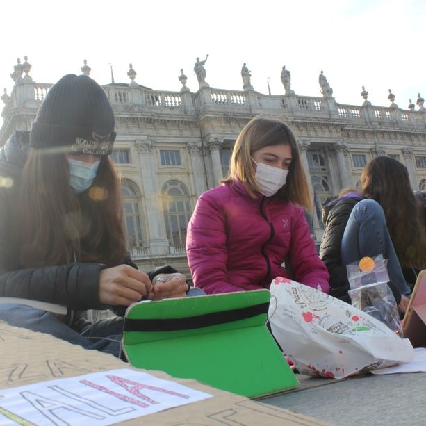 Il Piemonte ripiomba nella 'terza ondata' di Dad: &quot;E' una tragedia, protesteremo ogni giorno&quot; [FOTO e VIDEO]