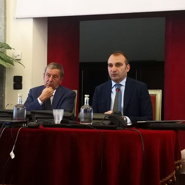 Crisi di Governo, tutti con Draghi: Lo Russo partecipa alla manifestazione davanti al Comune [VIDEO]
