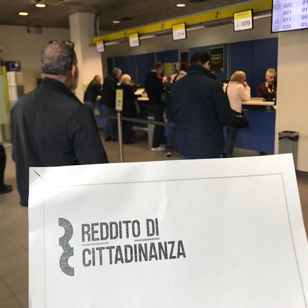 Ancora truffe per il Reddito di cittadinanza, scoperti 46 &quot;furbetti&quot;: hanno intascato oltre 400mila euro