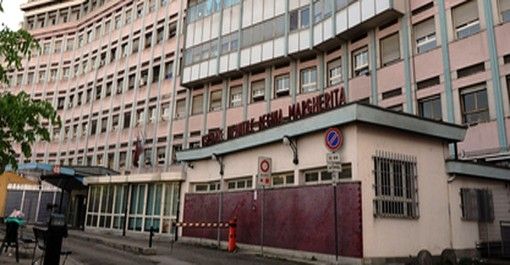 Salvati a Torino da un doppio trapianto combinato fegato-rene, due bambini serbi tornano a casa