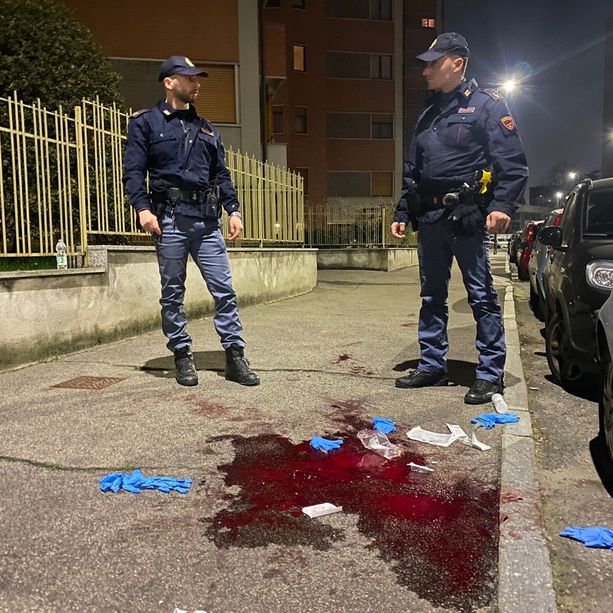Ferito a colpi di machete a Mirafiori, la Polizia cerca il complice del 23enne fermato