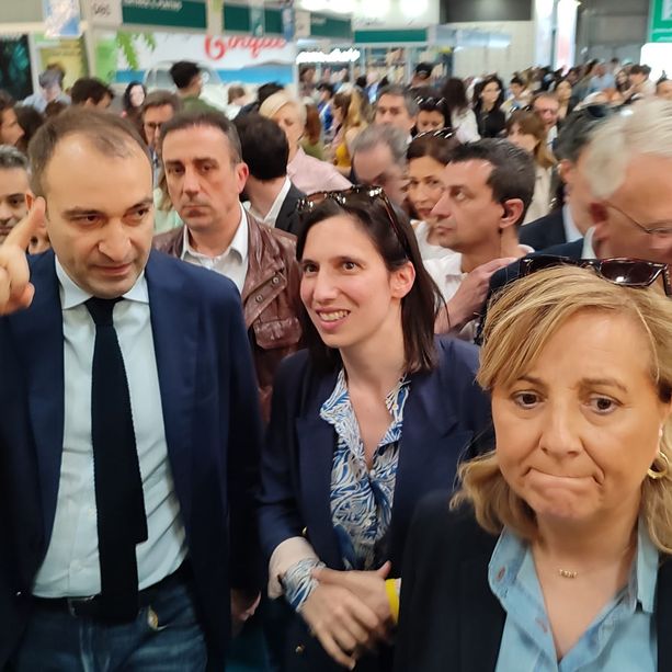 Elly Schlein al Salone del Libro &quot;vuole&quot; scrivere una nuova pagina per il Piemonte: &quot;Qui per vincere&quot;