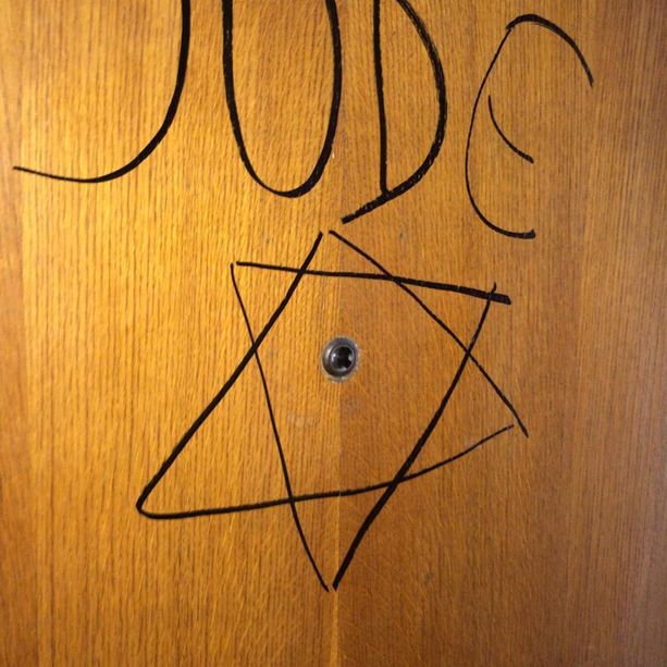 Lunedì a Torino in piazza contro l'antisemitismo Comune, Anpi, Sardine e Comunità Ebraica