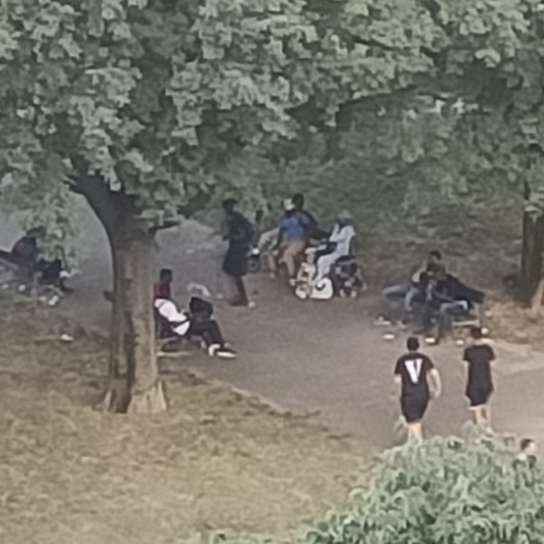 Torino Sud, ancora un urlo di dolore da parte dei residenti. Una lettrice: &quot;Viviamo assediati dai pusher&quot;