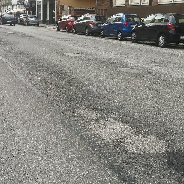 Dopo la pioggia strade di Torino piene di buche, Lo Russo: &quot;Dobbiamo rifare i manti. Più soldi sulle manutenzioni&quot;