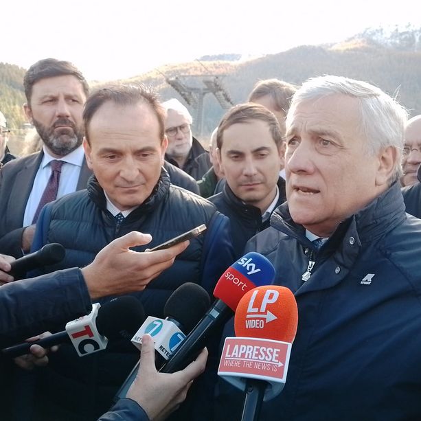 Giochi 2026, Tajani a Cesana per la pista da bob: &quot;Fare ogni tentativo per rimanere in Italia&quot;