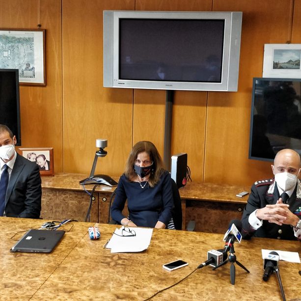 Boss dirigeva traffico di droga dal carcere: 9 arresti dei carabinieri