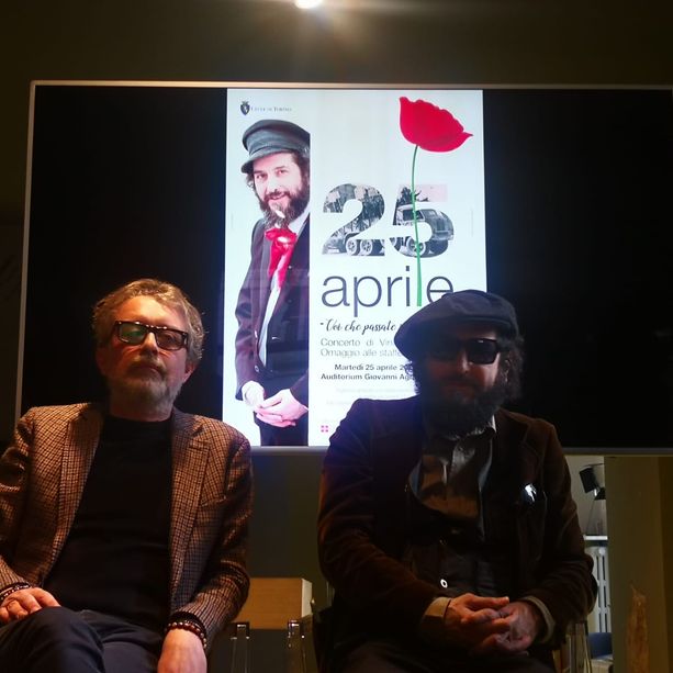 Torino celebra il 25 aprile con un concerto di Capossela: &quot;Importante ricordare da che parte stare&quot;