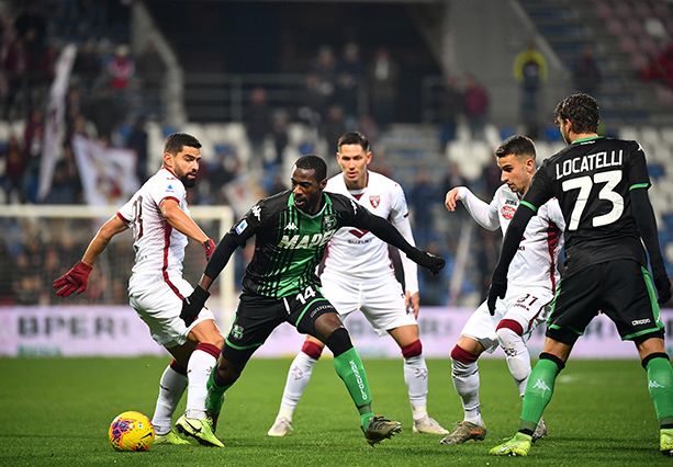 Gli errori della difesa e la paura di Mazzarri condannano il Toro