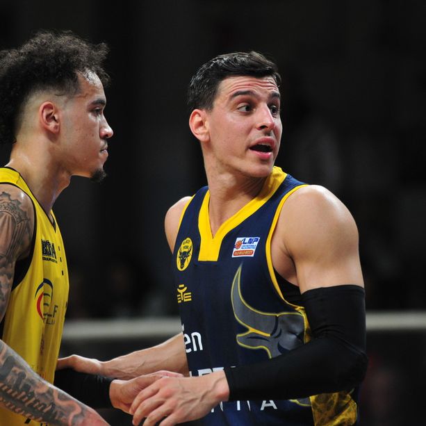 A2, Bergamo al tappeto: quinta vittoria consecutiva per Basket Torino e vetta solitaria