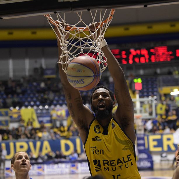 La Reale Mutua Basket Torino batte Agrigento