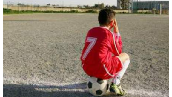 INSULTI RAZZISTI, ARBITRO MINACCIATO - E' successo a Torino. Non è il calcio: è la società