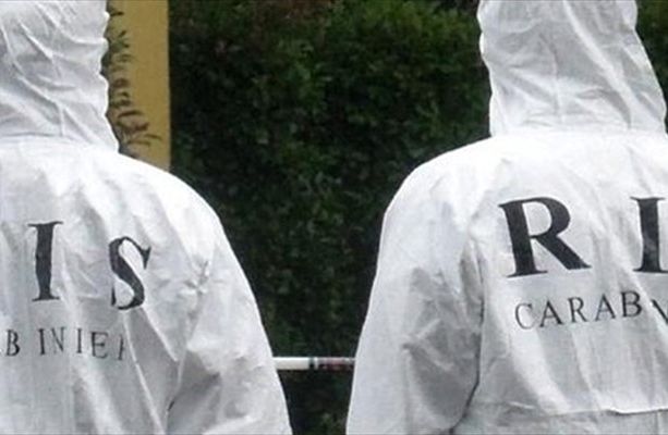 Verbano, i Ris al lavoro nella casa del delitto