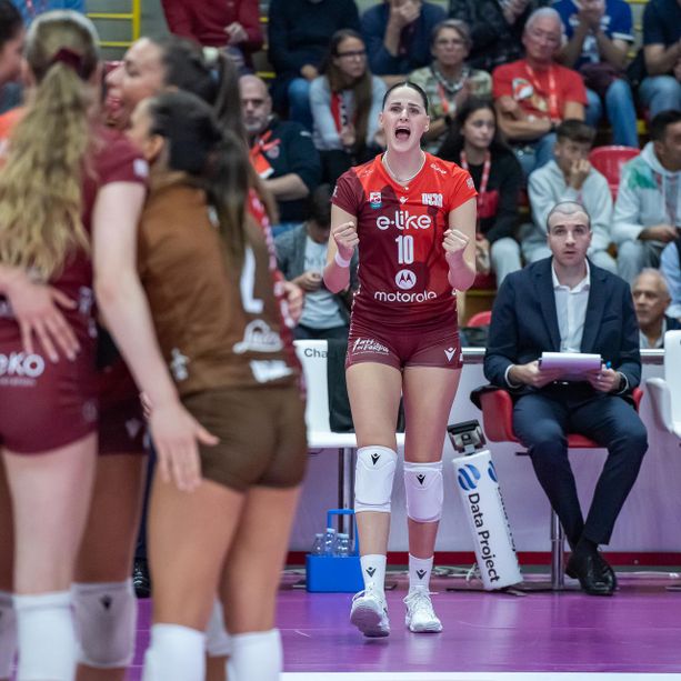 Uyba, sei bellissima! Altra impresa e netto 3-0 a Chieri