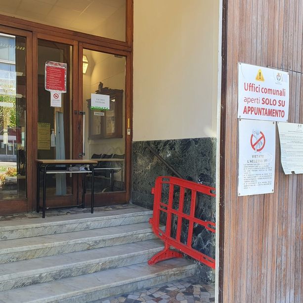 Busto, aggredito addetto dell'Anagrafe