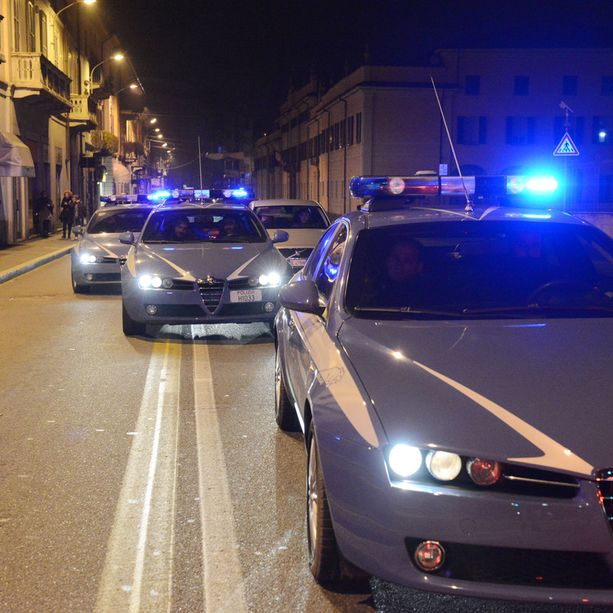 Coltellate in piazza Repubblica: fermato un uomo dopo l'aggressione di venerdì sera