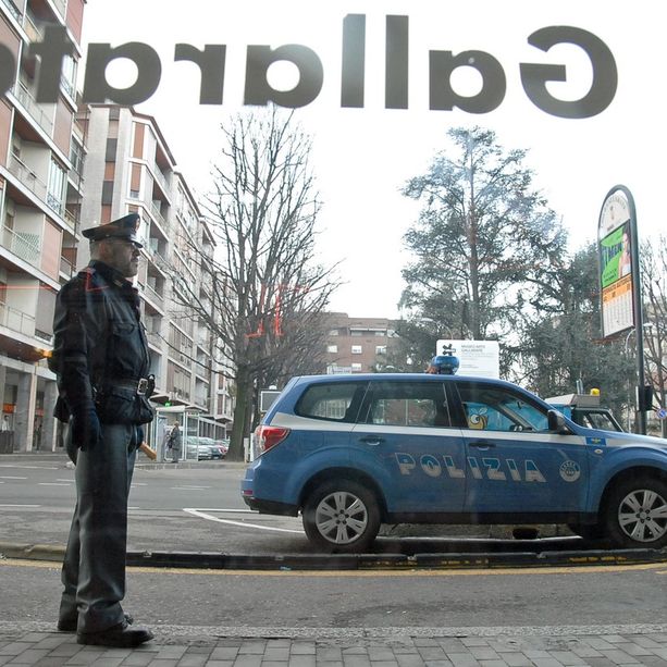 Gallarate, rapinano sul treno una coppia col bambino: catturata una banda di tre giovani salvadoregni