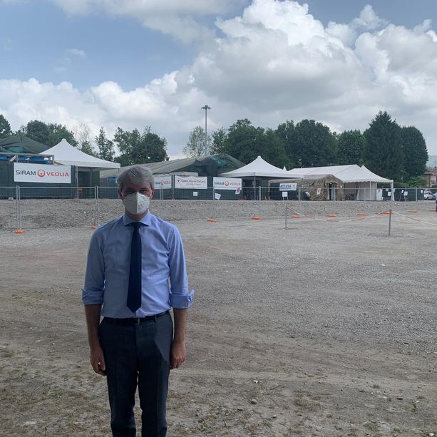 La Varese di Galimberti riparte dalla Schiranna: «Fra cinque anni vi consegnerò una città ancora più solida»
