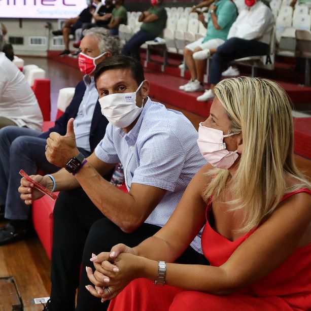 FOTOGALLERY BASKET. La prima campanella di Sc(u)ola assorda Brescia e a Masnago applaude anche Javier Zanetti