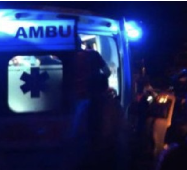 Schianto in curva lungo la Provinciale, cinque persone ferite nella notte a Malnate