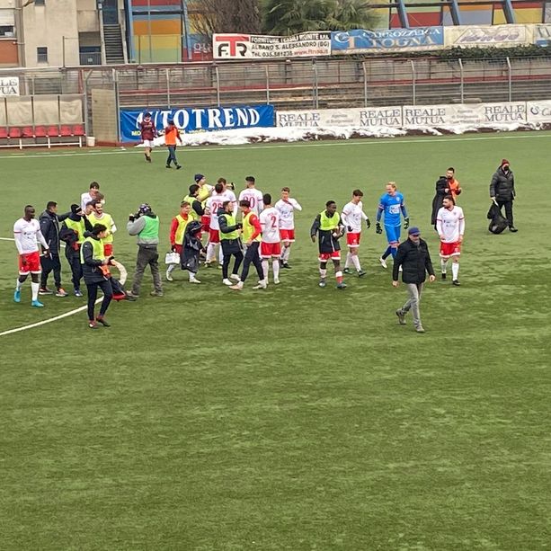 Il Varese scaccia l'incubo e inizia la scalata salvezza (3-1). Ezio Rossi: «Puro ossigeno ma restiamo sott'acqua»