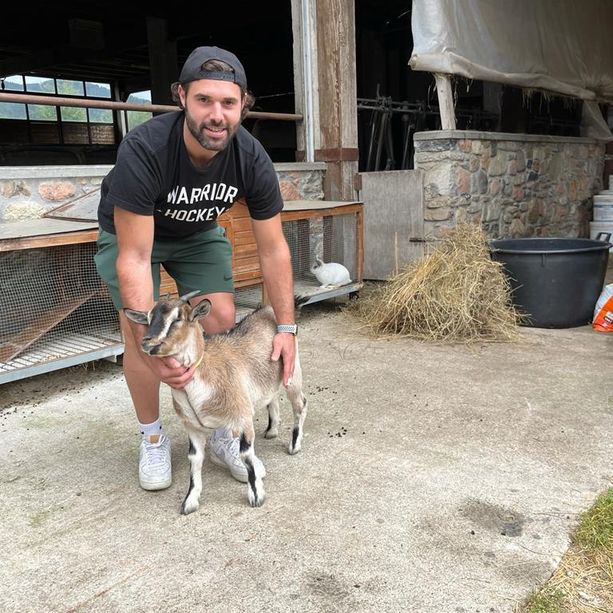 Piccinelli, un Mastino al Brinzio: «Tavoli prenotati fino al 2023, qui si mangia solo ciò che produciamo. L'entusiasmo attorno all'hockey non dev'essere un fuoco di paglia»